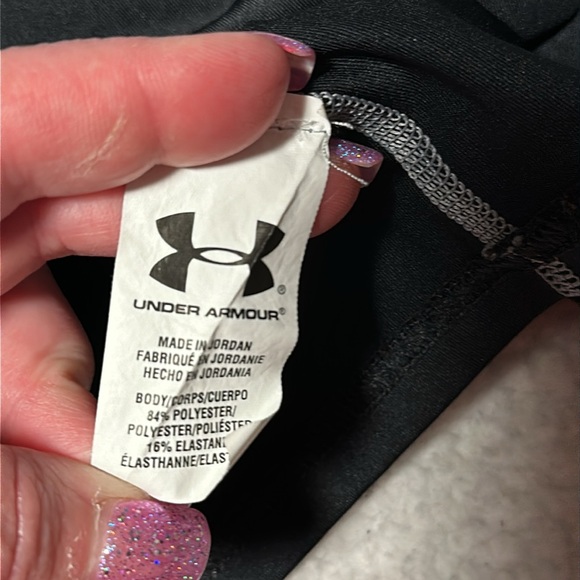 Under Armour UPF 50+ Fitted Heat Gear L/S Shirt, EUC, Size YS - Picture 3 of 10